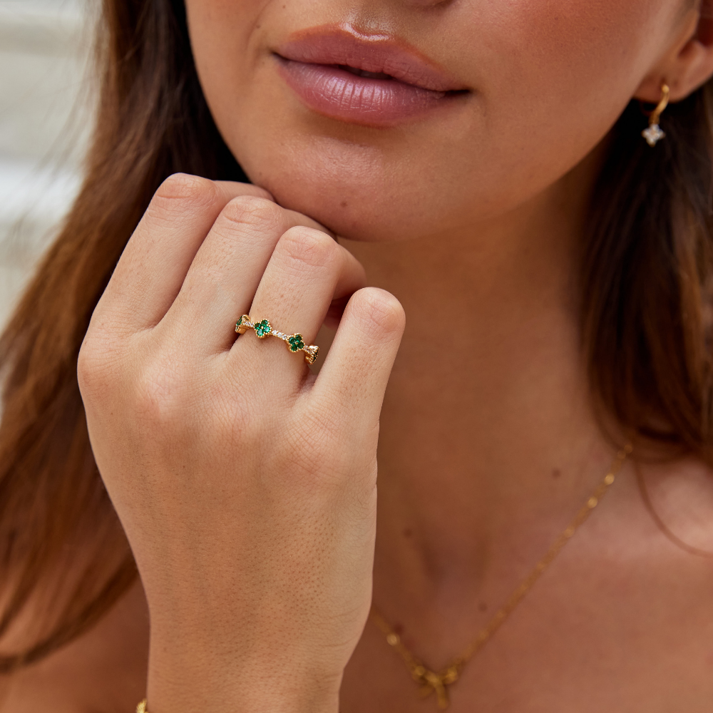 Šťastný prsten s trojlístkem a krystaly