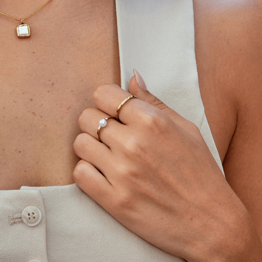 Peri prsten se sladkovodní perlou